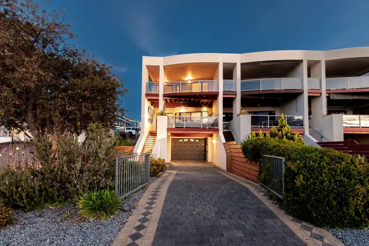 33a Esplanade, Coffin Bay SA 5607