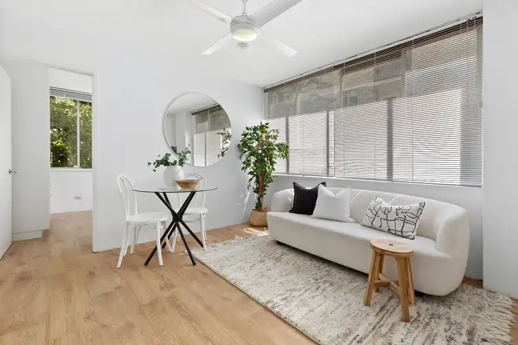 5/80 Elizabeth Bay Road