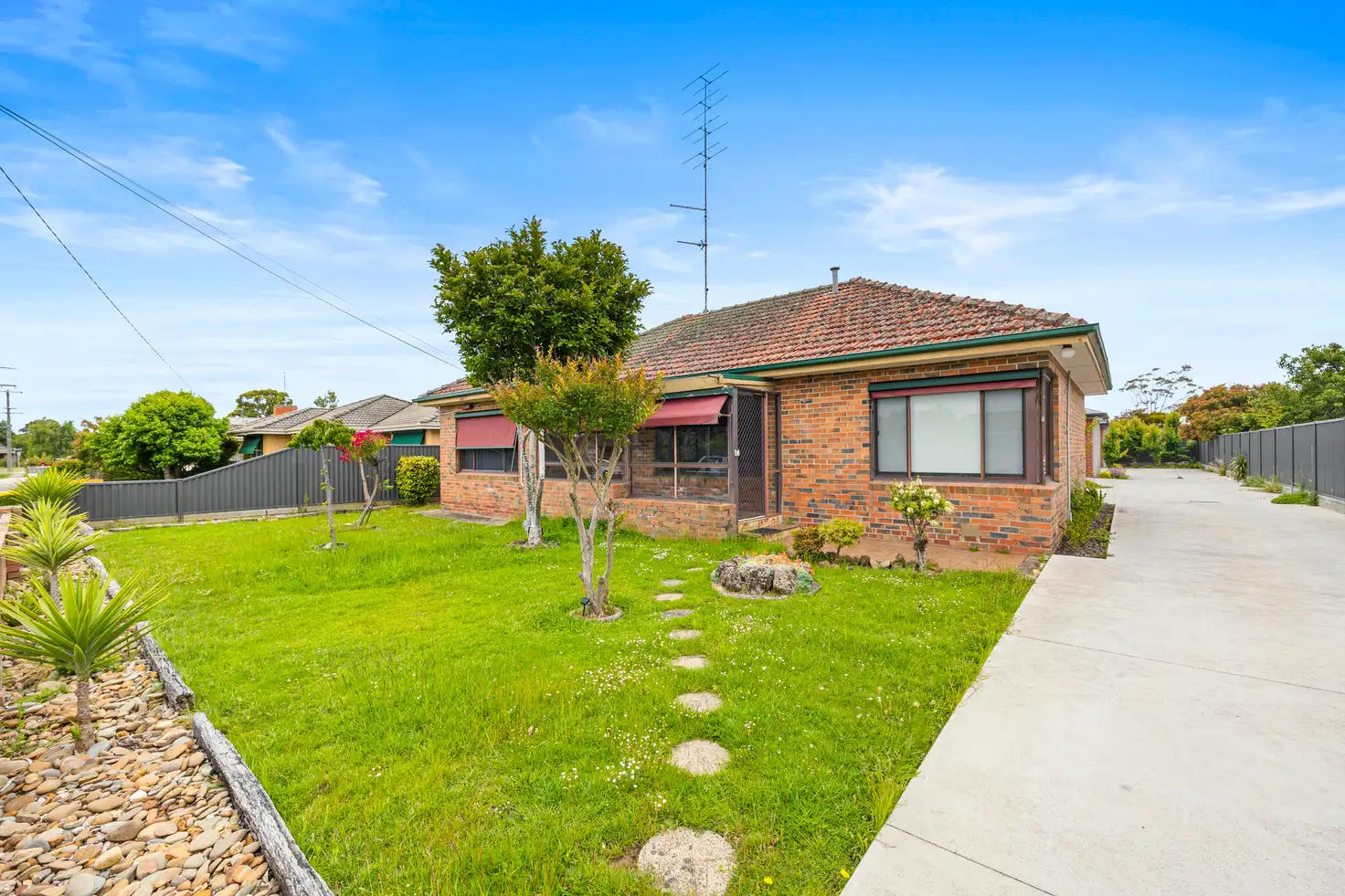 Main view of Homely house listing, 1/24 Lake Street, Wendouree VIC 3355