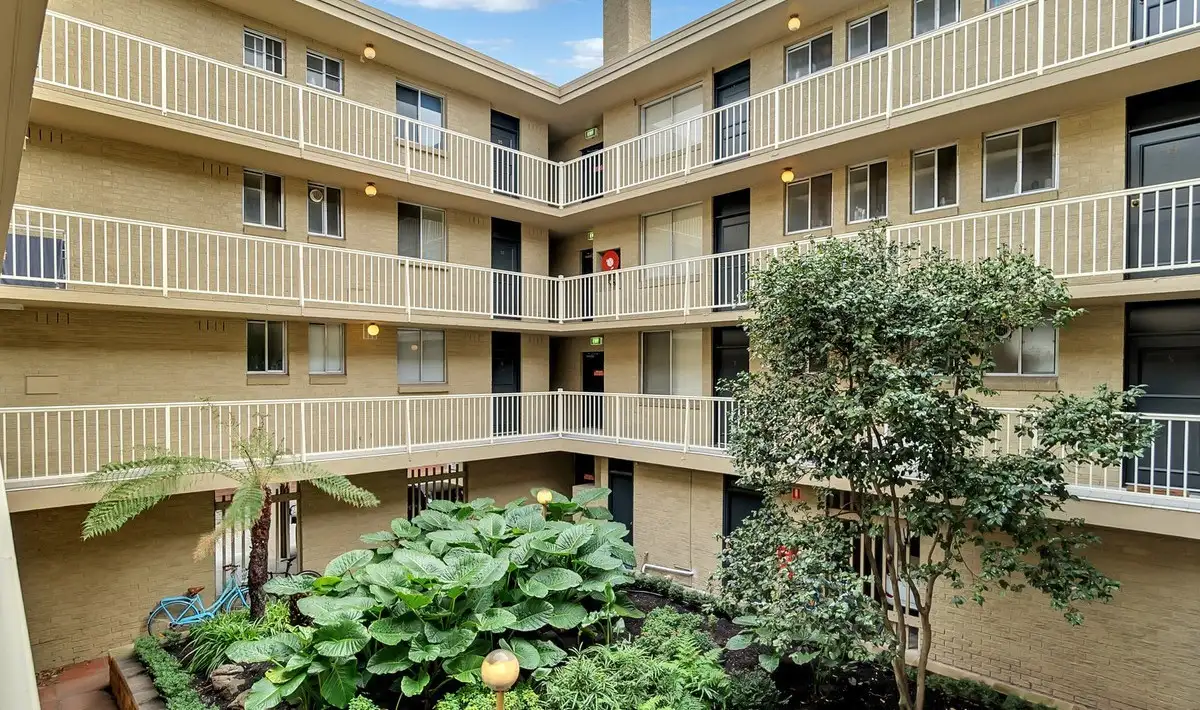 Main view of Homely studio listing, 2/631 Punt Road, South Yarra VIC 3141