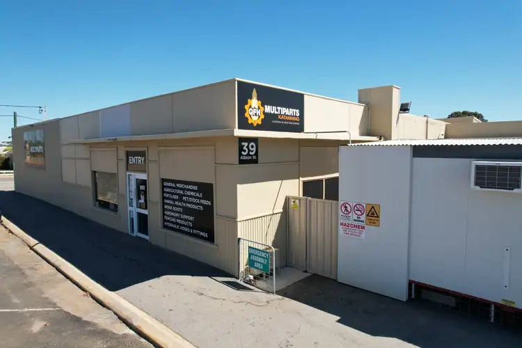 39/41 Albion Street, Katanning WA 6317