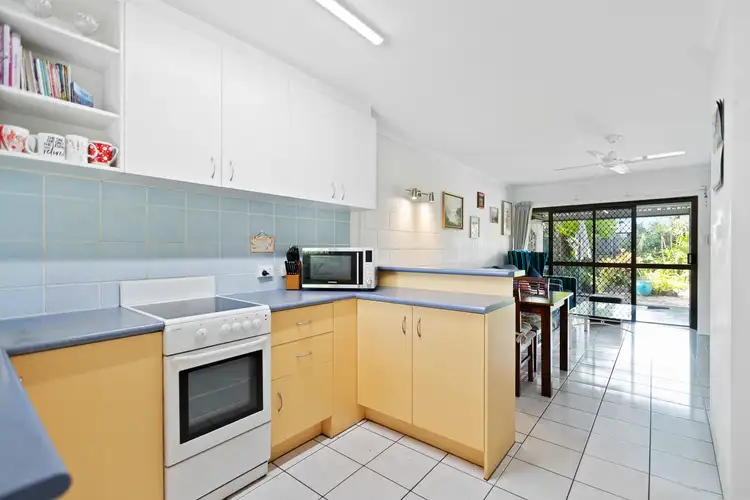 Fifth view of Homely unit listing, 16/2-8 Winkworth Street, Bungalow QLD 4870