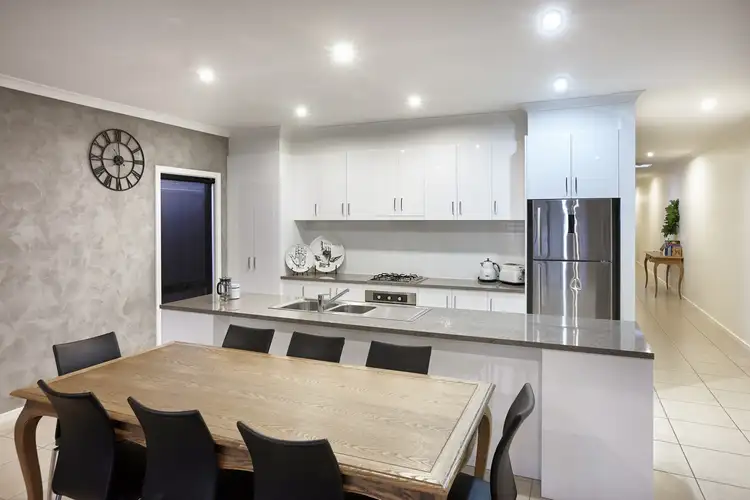 Third view of Homely townhouse listing, 28 Olive Avenue, Mildura VIC 3500