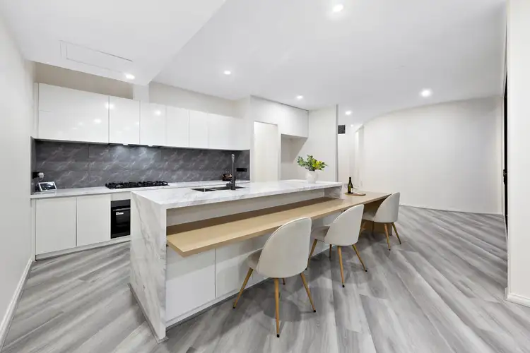 Sixth view of Homely house listing, 7 Spear Court, Altona VIC 3018