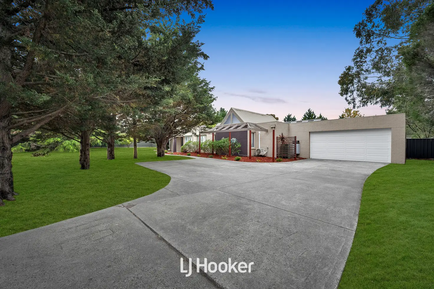 Main view of Homely house listing, 11 Earlston Circuit, Cranbourne VIC 3977