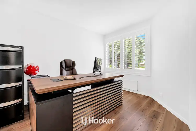 Sixth view of Homely house listing, 11 Earlston Circuit, Cranbourne VIC 3977