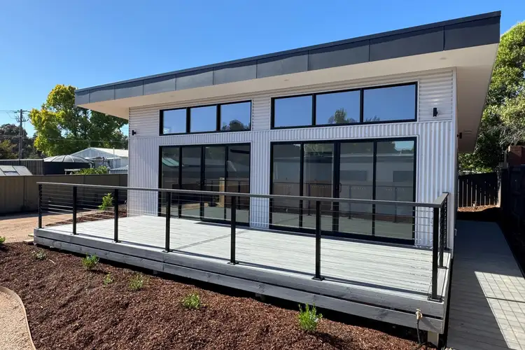 12A William Street, Castlemaine VIC 3450