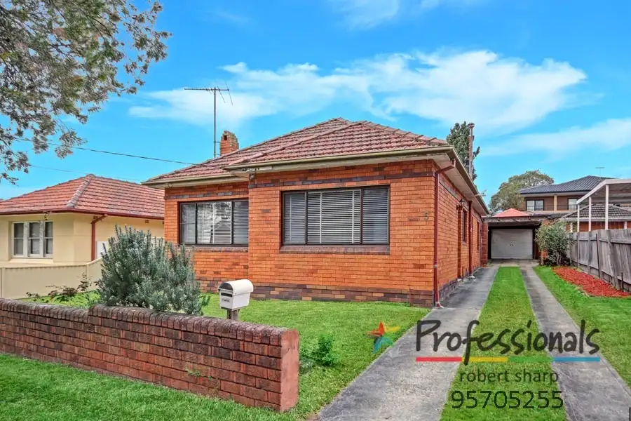 Main view of Homely house listing, 5 Nichols Avenue, Beverly Hills NSW 2209