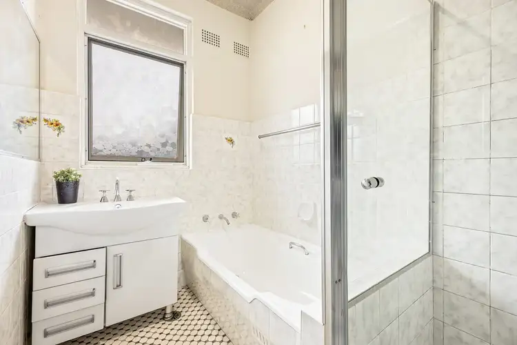 Fifth view of Homely apartment listing, 11/44 Crawford Road, Brighton-Le-Sands NSW 2216