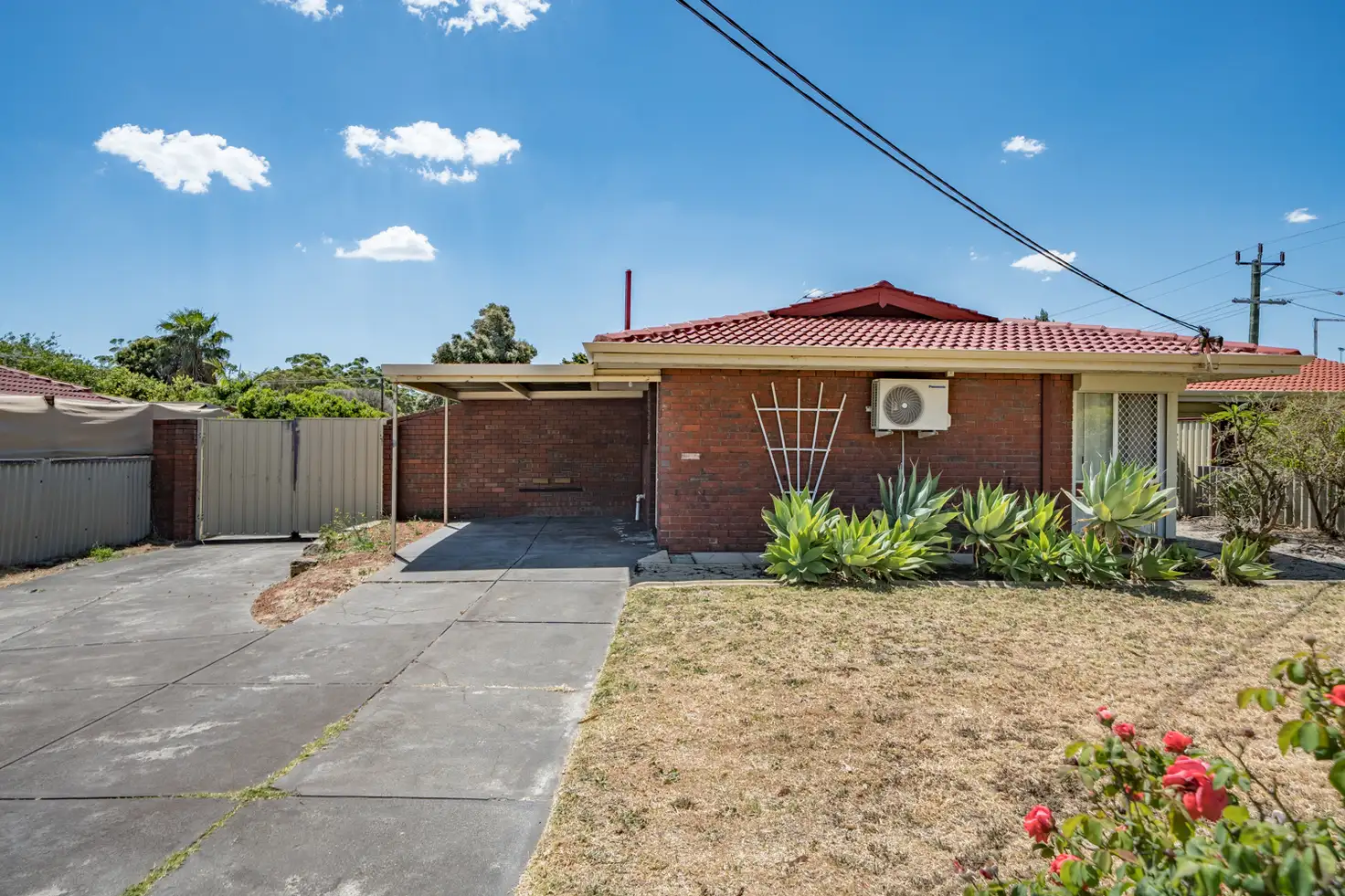 Main view of Homely semi-detached listing, 112 Gosnells Road West, Maddington WA 6109