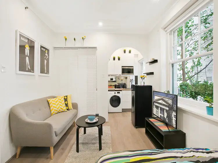 Second view of Homely studio listing, 4/35 Roslyn Street, Potts Point NSW 2011