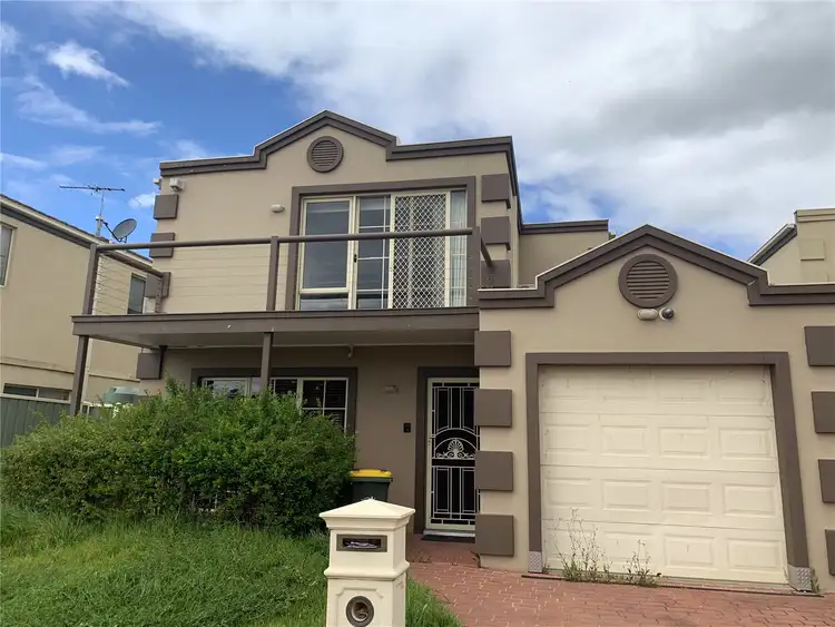 9 Barrington Terrace, Point Cook VIC 3030