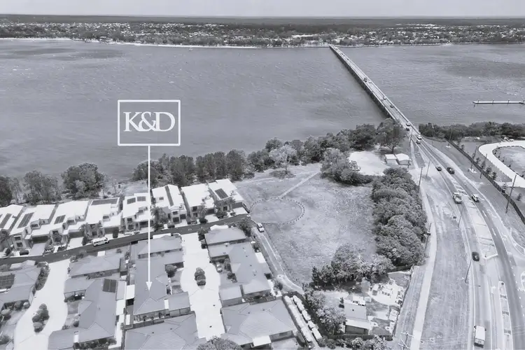 21/8 Spinnaker Drive, Sandstone Point, Sandstone Point QLD 4511