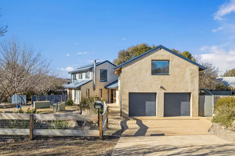 19 Roberson Street, Berridale NSW 2628