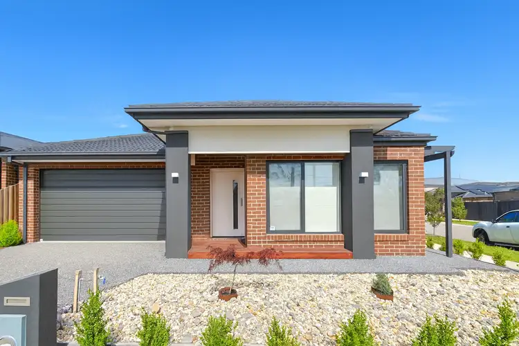 68 Charming Loop, Officer VIC 3809