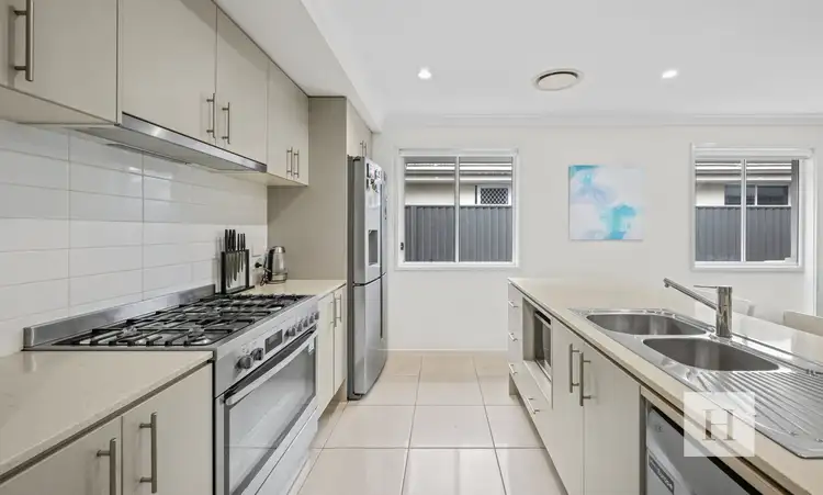 Second view of Homely house listing, 8 Jasper Avenue, Hamlyn Terrace NSW 2259