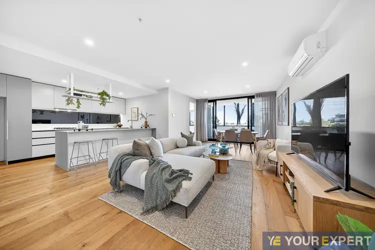 201/3 Chesterville Road, Cheltenham VIC 3192