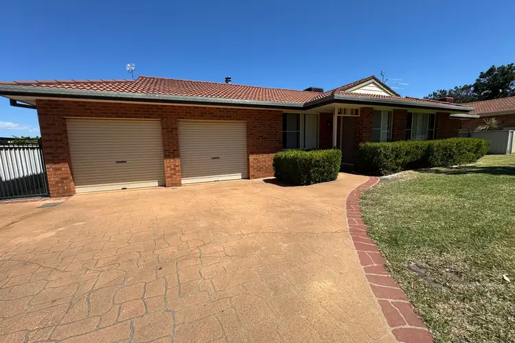 12 Banjos Circuit, Tamworth NSW 2340
