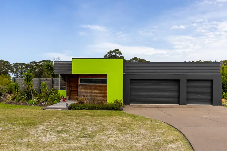 8 Wallaby Way, Tura Beach NSW 2548