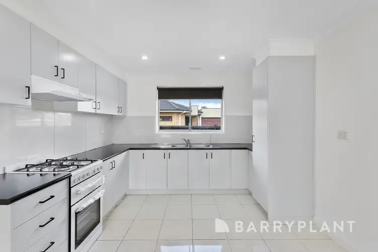 Fourth view of Homely unit listing, 1/4 Mavis Crescent, Kings Park VIC 3021