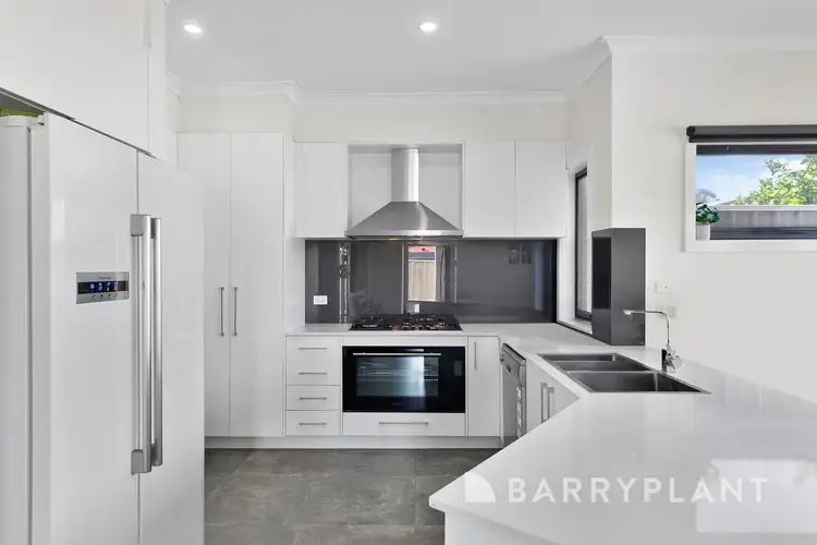 Fourth view of Homely unit listing, 2/4 Mavis Crescent, Kings Park VIC 3021