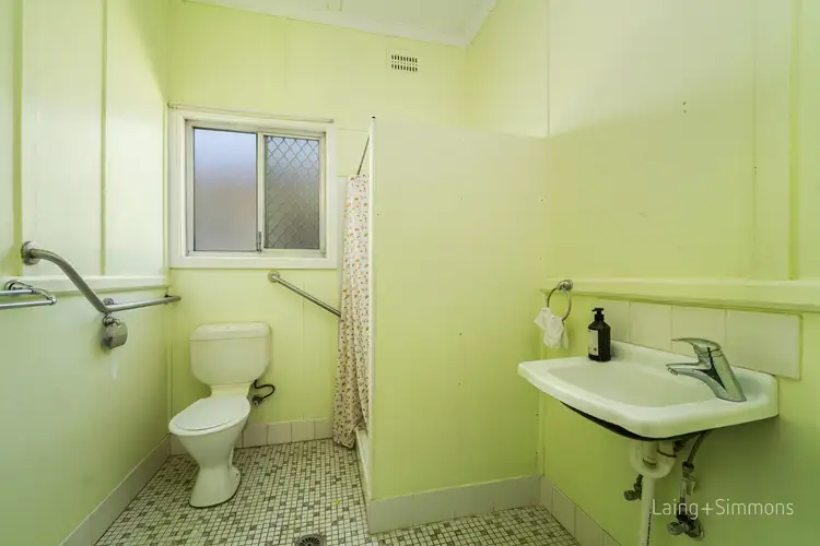 Fifth view of Homely house listing, 4 Fitzgerald Avenue, Armidale NSW 2350