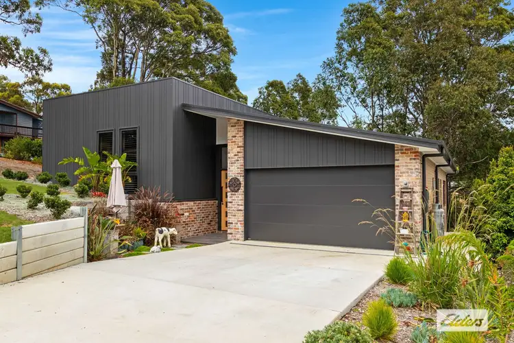 17 Tallwood Crescent, Rosedale NSW 2536