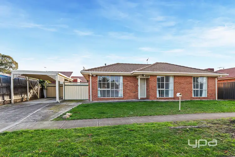 2/2 Terrye Court, Hillside VIC 3037