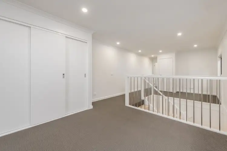 Fifth view of Homely townhouse listing, 2/60 Oakes Avenue, Clayton South VIC 3169