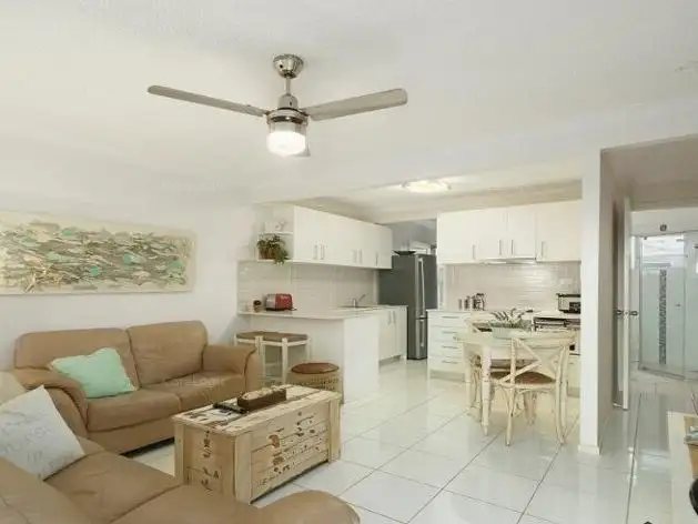 1/35 Atkin Street, Tugun QLD 4224