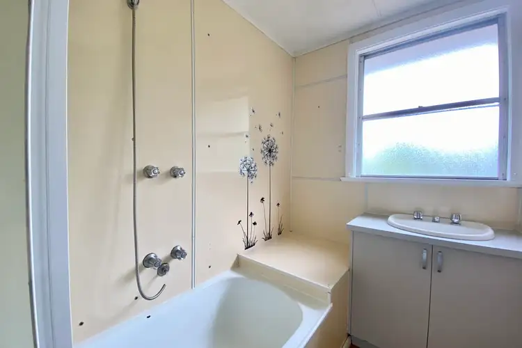 Fifth view of Homely house listing, 12 Bertram Street, Drouin VIC 3818