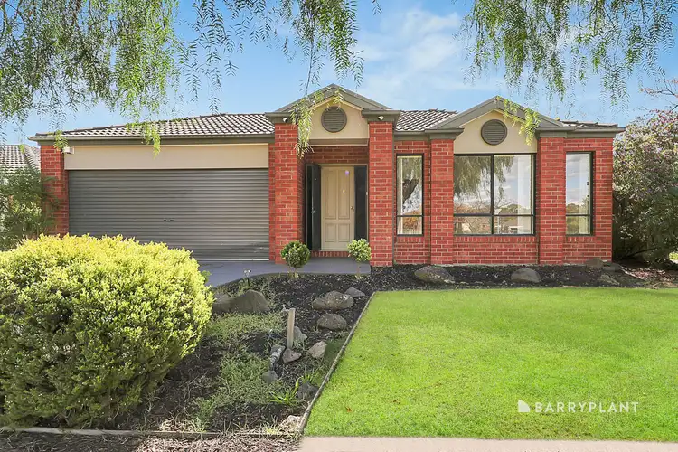 18 Bracken Way, South Morang VIC 3752