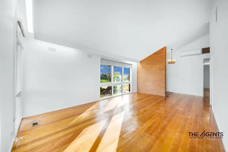 Fourth view of Homely house listing, 17 Rathdowne Circuit, Melton West VIC 3337