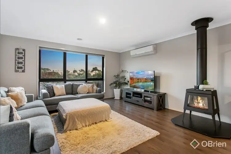 Second view of Homely house listing, 47 Belmont Crescent, Pakenham VIC 3810