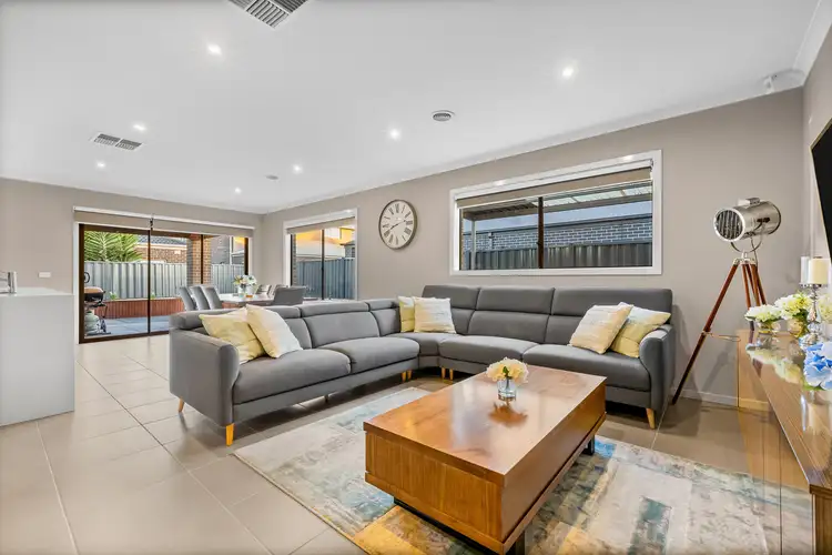 Third view of Homely house listing, 15 Rivoli Close, Fraser Rise VIC 3336