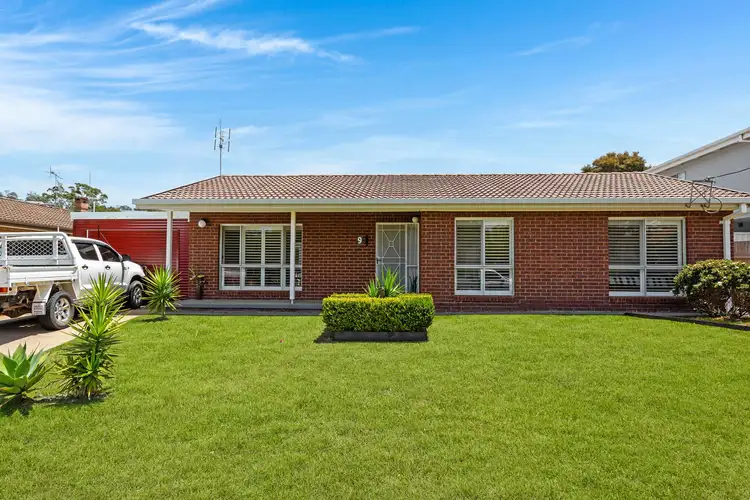 9 Tasman Street, Surf Beach NSW 2536