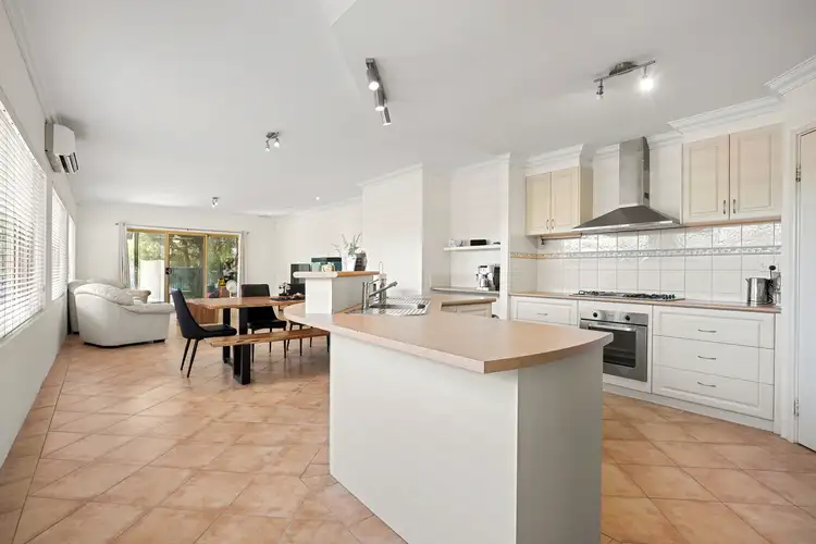 26 Evella Cove, Lakelands WA 6180