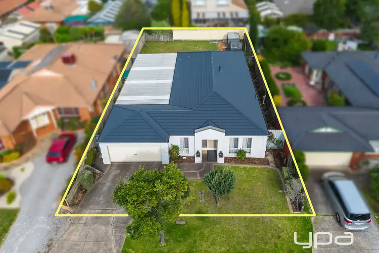 Second view of Homely house listing, 7 Wenden Court, Burnside VIC 3023