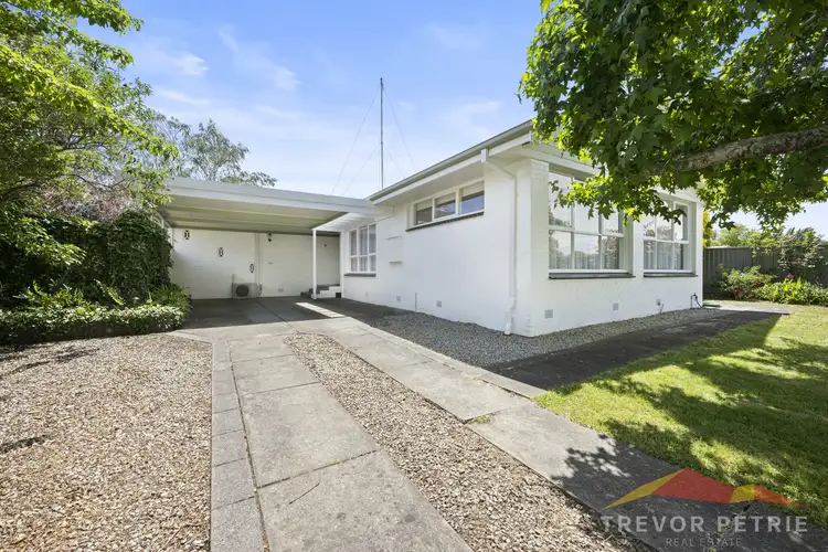 16 Almurta Street, Alfredton VIC 3350