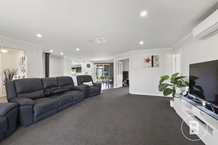 Sixth view of Homely house listing, 10 Massimo Court, Maryborough VIC 3465