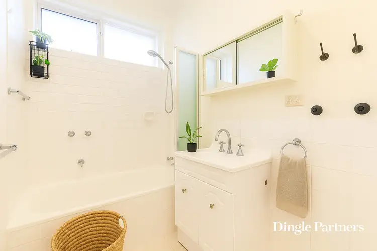 Fourth view of Homely apartment listing, 4/27 Powlett Street, East Melbourne VIC 3002