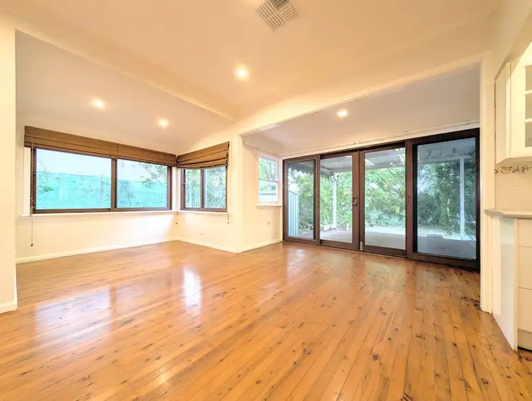 Fifth view of Homely house listing, 11 Victoria Street, Warrimoo NSW 2774