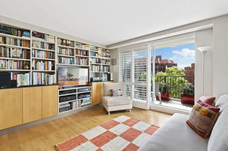 2a Elizabeth Bay Road