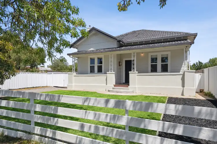 9 Kneebone Street, Eaglehawk VIC 3556