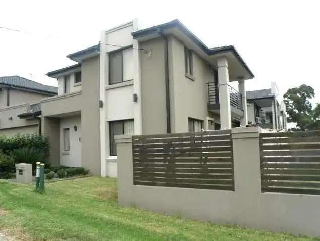 33 Greenway Parade, Revesby NSW 2212