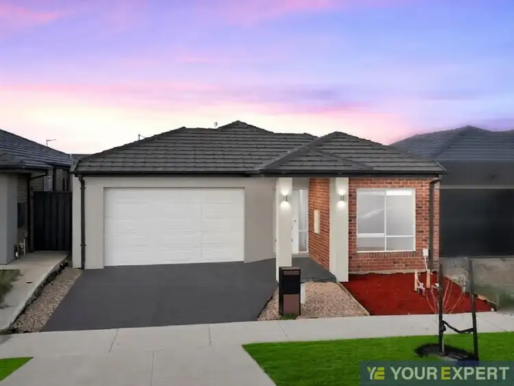 5 Reef Circuit, Clyde VIC 3978