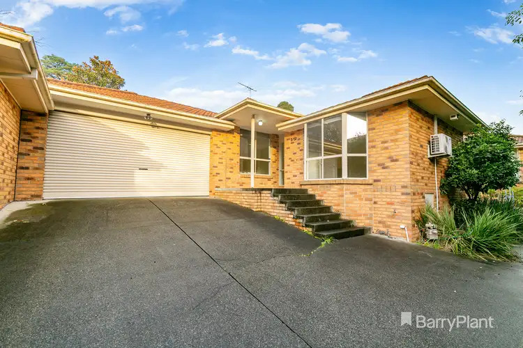 2/50 Langmore Lane, Berwick VIC 3806