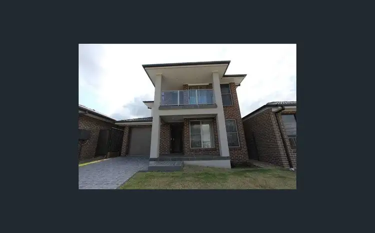 19 Parkway Avenue, Glenmore Park NSW 2745