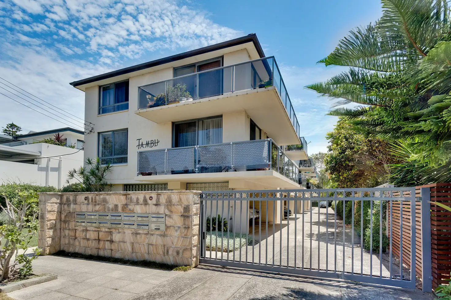Main view of Homely apartment listing, 2/96 Ocean Street, Narrabeen NSW 2101