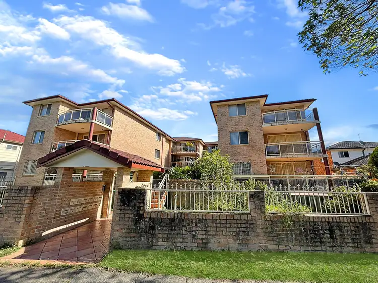7/4-8 Cambridge Avenue, Bankstown NSW 2200